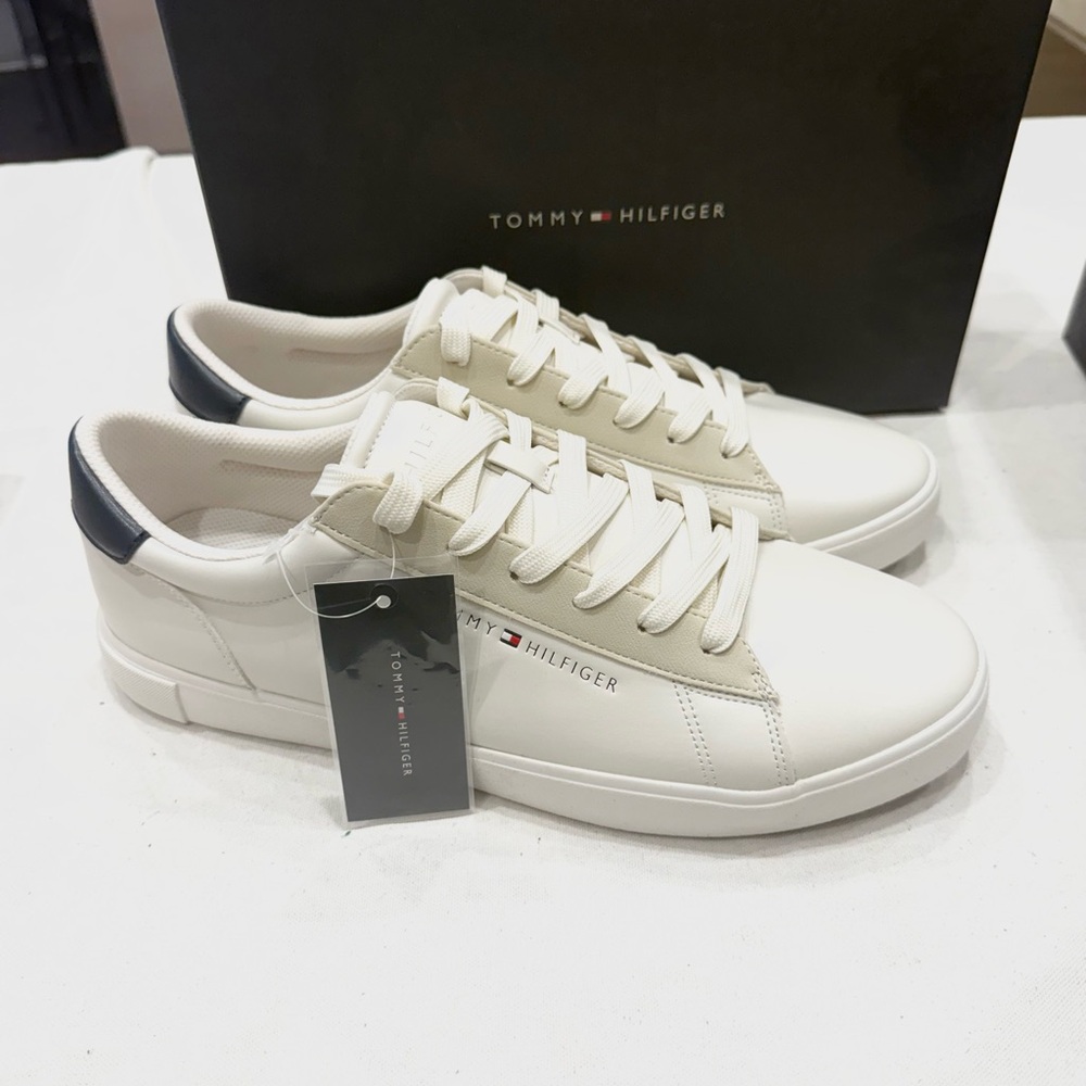 TOMMY HILFIGER MEN'S RIBBY SNEAKERS COLOR IVORY 151